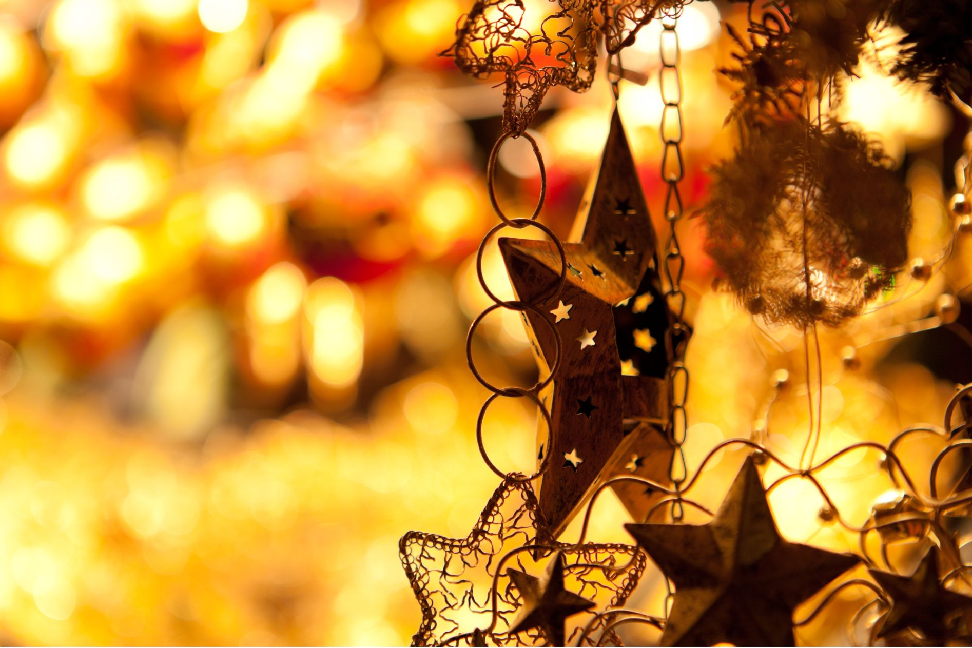 Marché de Noël artisanal au port de Brigneau à Moëlan-sur-Mer, créateurs locaux et animations familiales